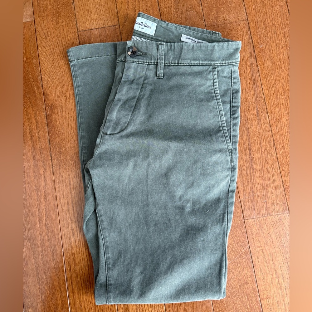 Men’s Goodfellow & Co Sage Green Chino Pants